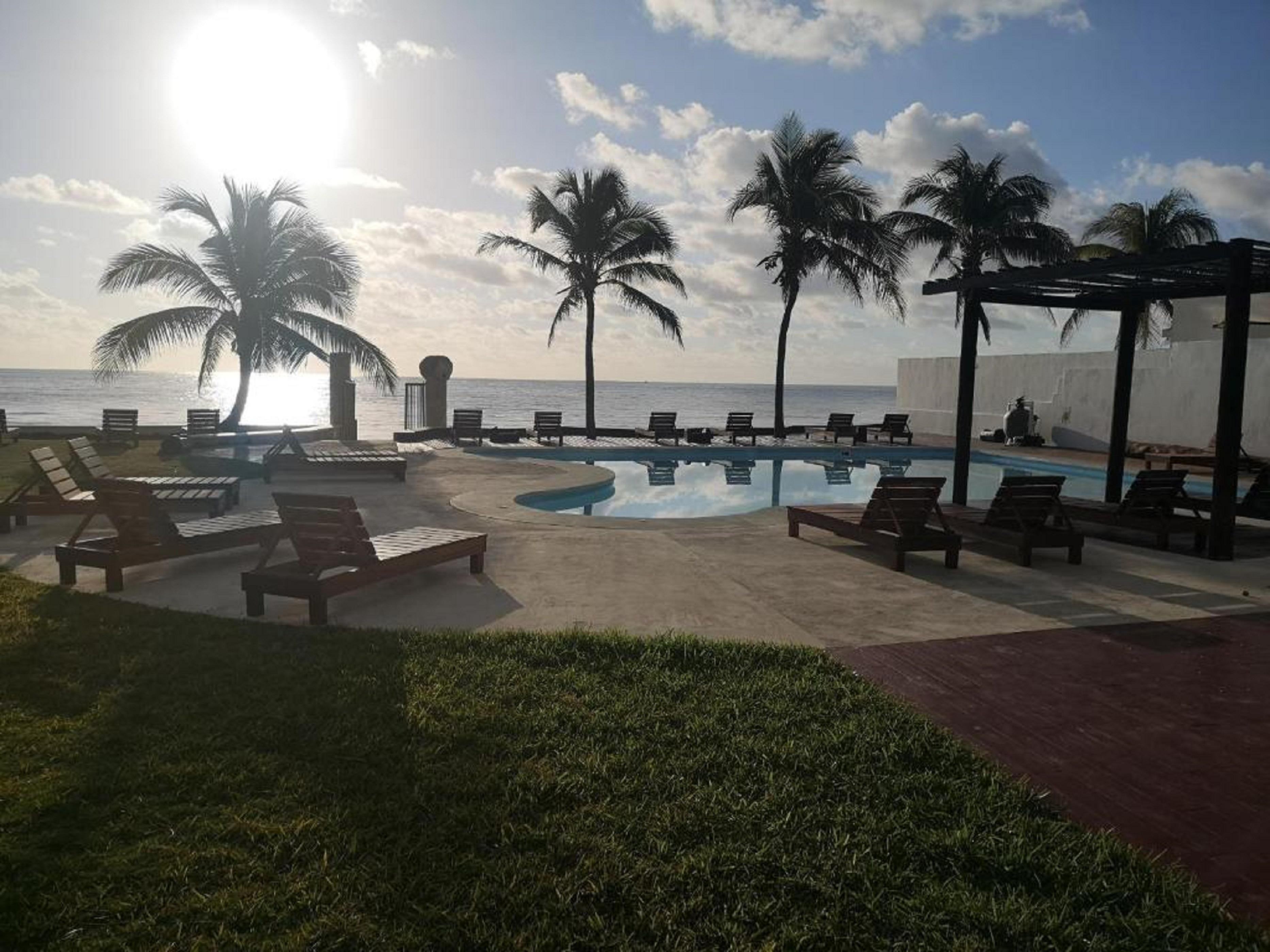 Casa del Puerto by MIJ - Beachfront Hotel Puerto Morelos Exterior foto